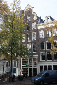 Leliegracht 60 (gerestaureerd door Stichting Diogenes in 1964/65, verkocht in 1982)